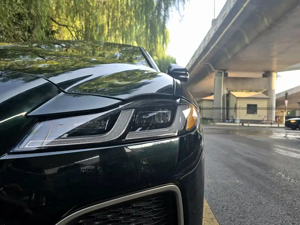 Jaguar XFL 2021 — фото 16
