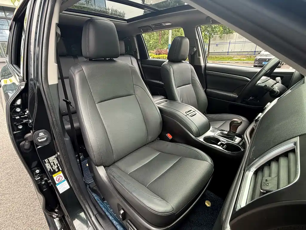 Toyota Highlander 2021 — фото 15