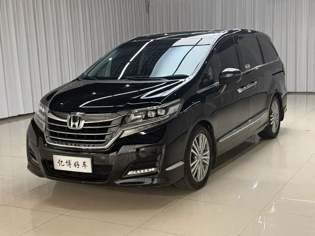 Honda Elysion 2018 — фото 1
