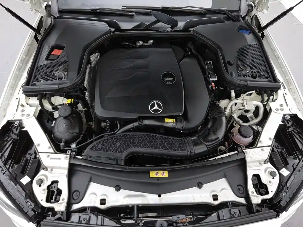 Mercedes-Benz E-Class 2019 — фото 6