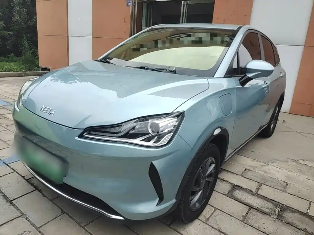 Neta V 2022
