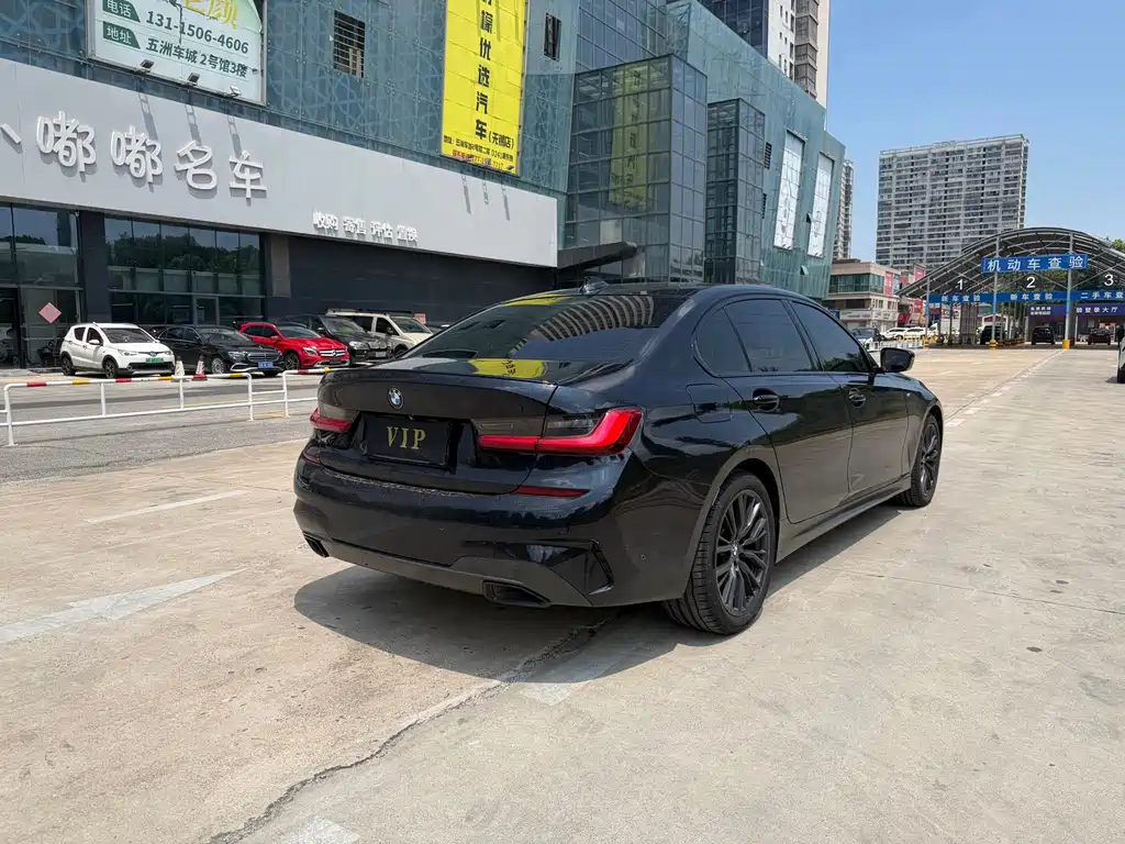 BMW 3 Series 2021