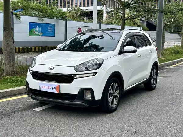 Kia KX3 2016