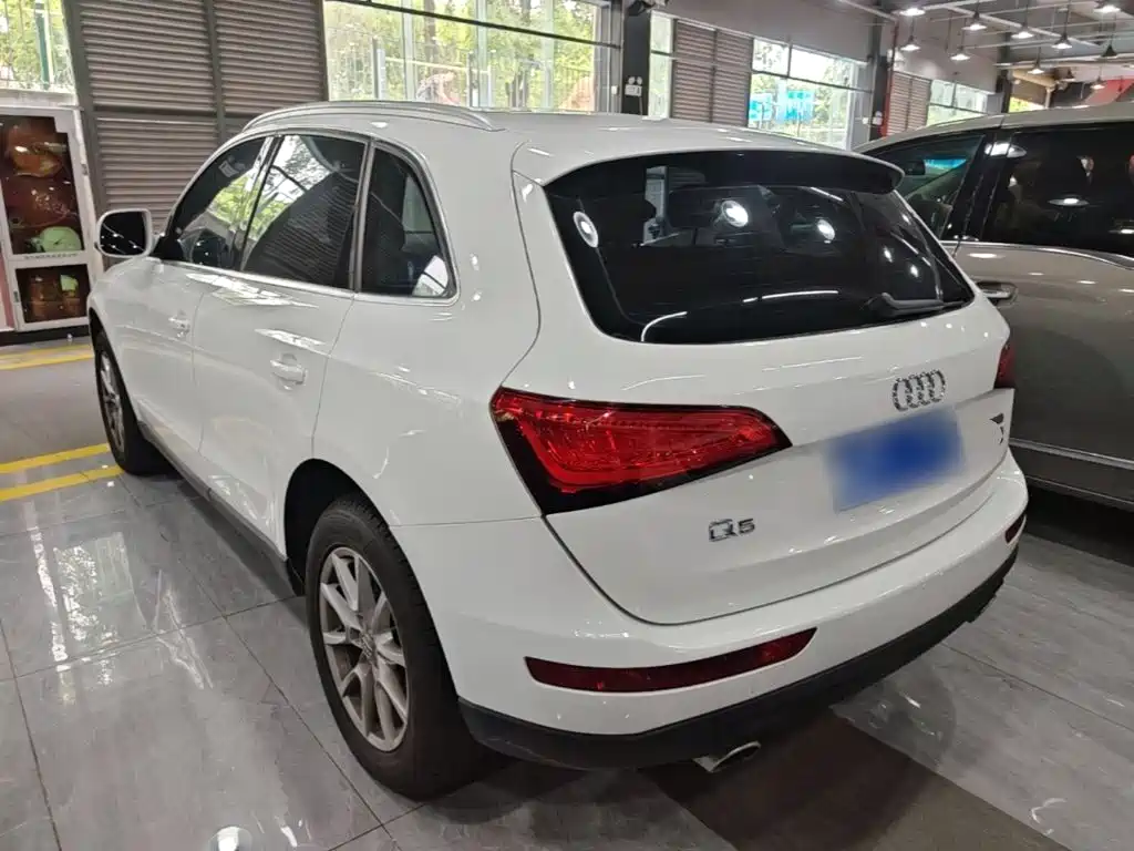 Audi Q5 2015 — фото 5
