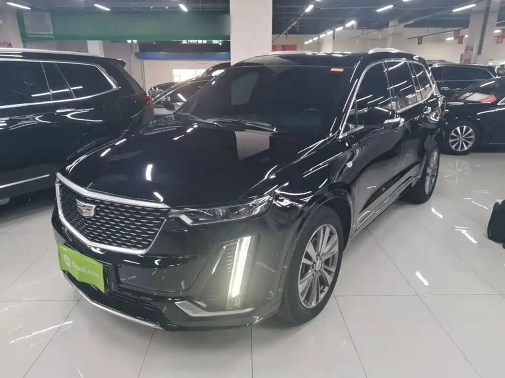 Cadillac XT6 2020 — фото 1