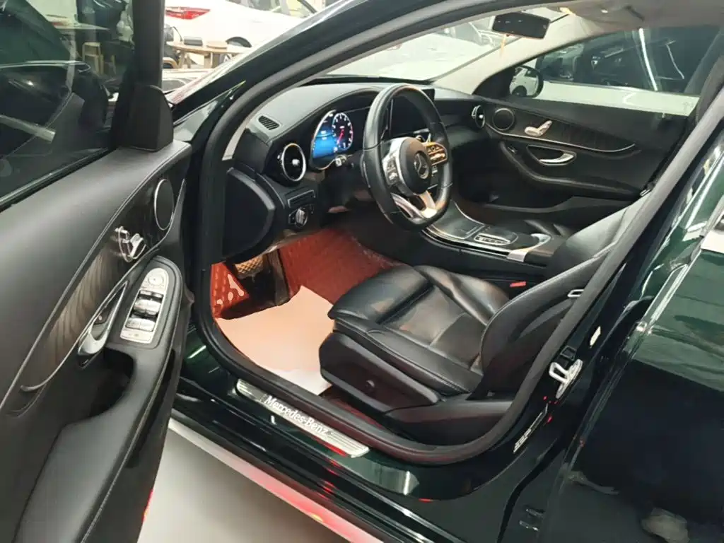 Mercedes-Benz C-Class 2020 — фото 16