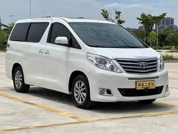Toyota Alphard 2012