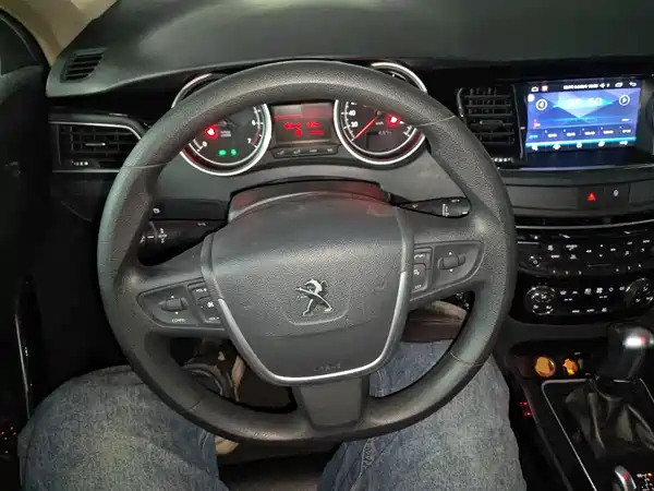 Peugeot 508 2012