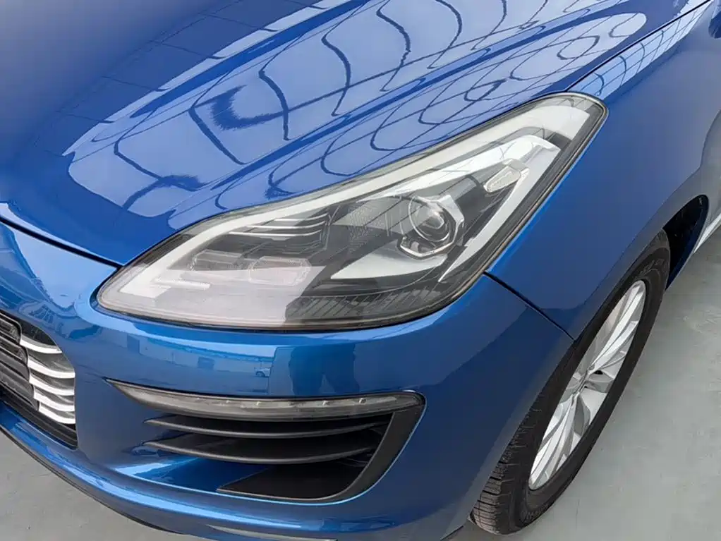 Zotye SR9 2017 — фото 21