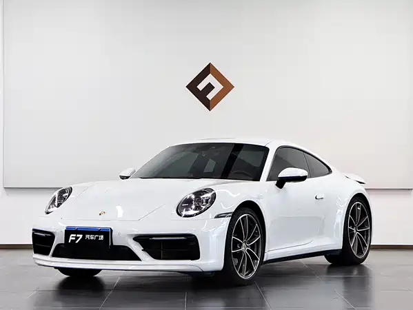 Porsche 911 2021