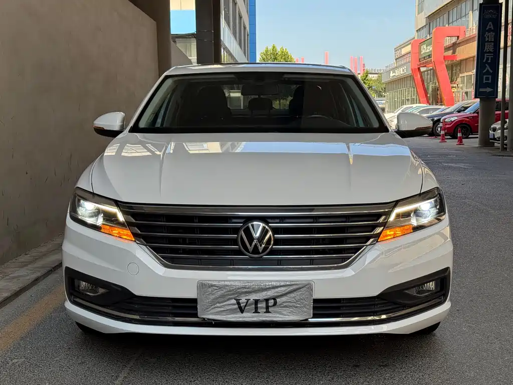 Volkswagen Lavida 2022
