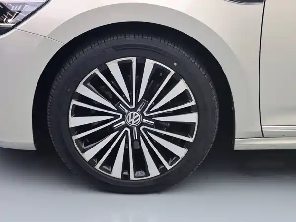 Volkswagen Passat 2019
