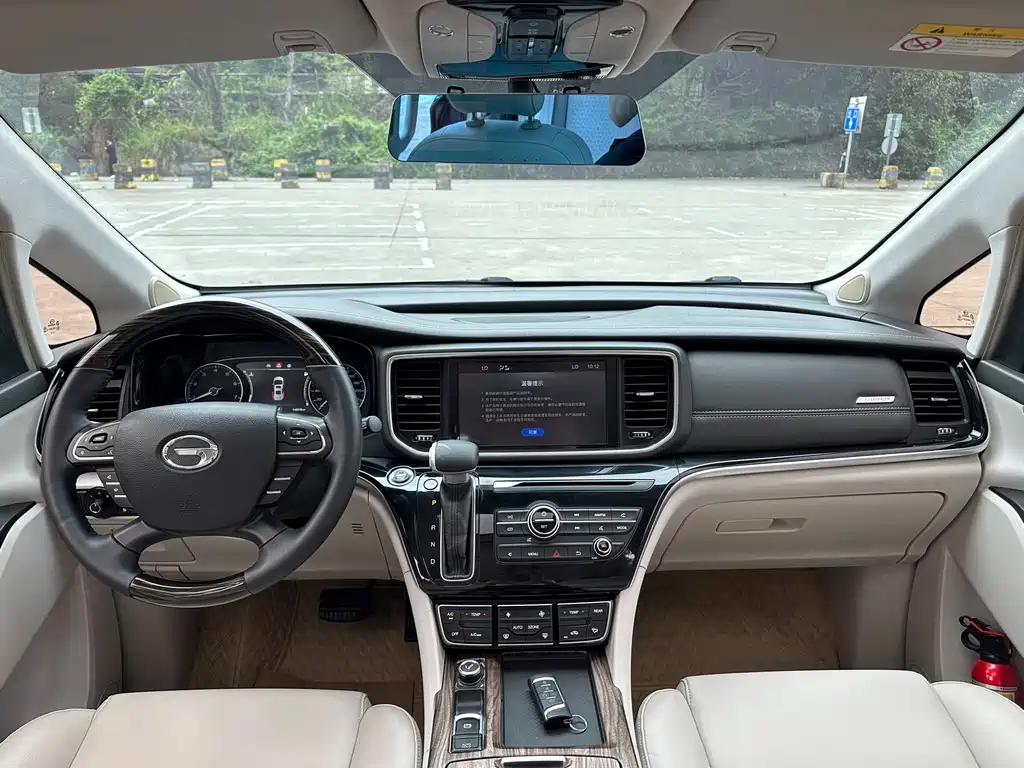 GAC Trumpchi M8 2018 — фото 4