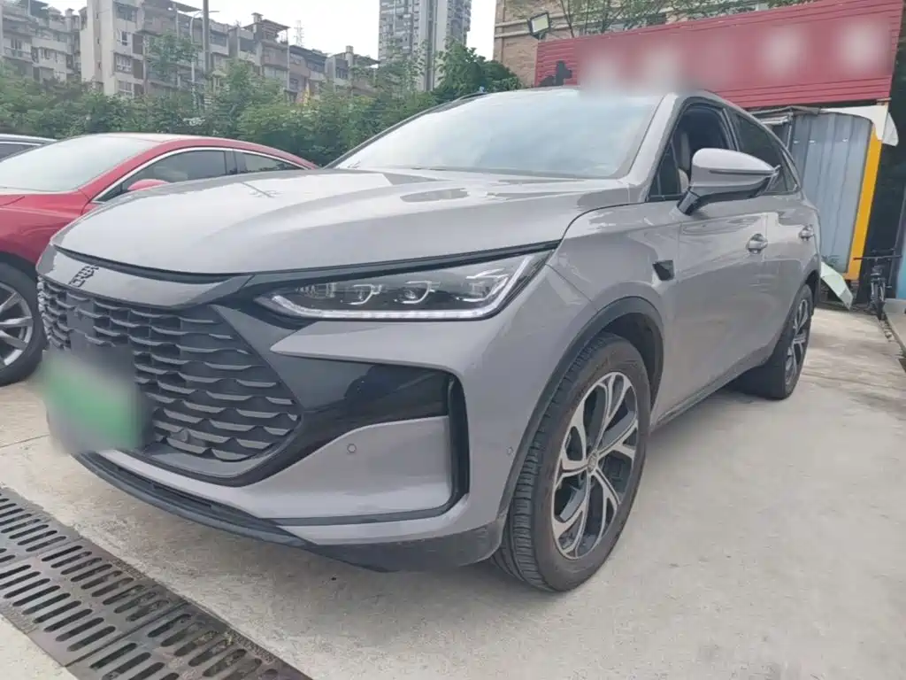BYD Tang New Energy 2025 — фото 1