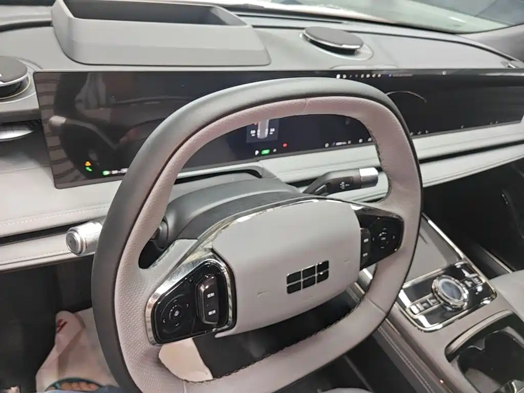 Geely Galaxy E8 2025 — фото 10