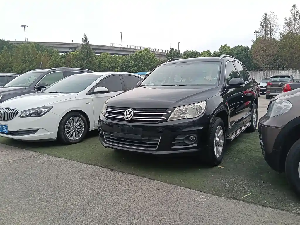 Volkswagen Tiguan 2012