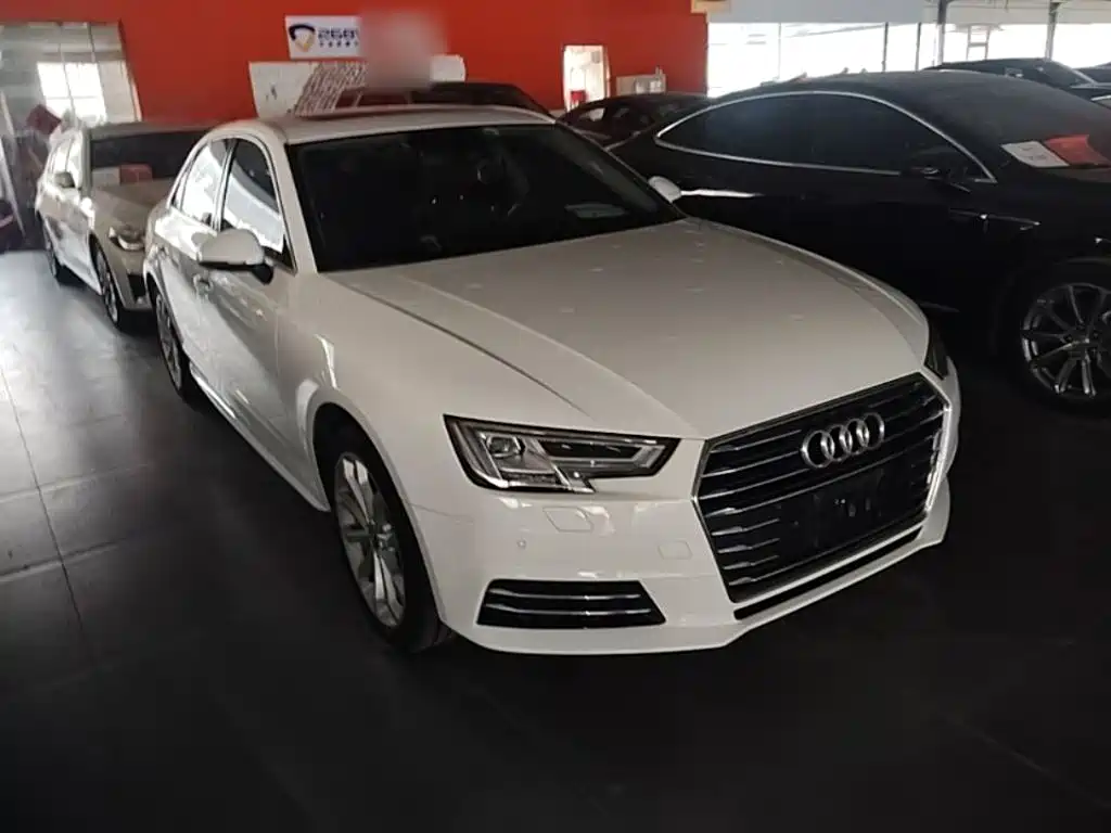 Audi A4L 2017