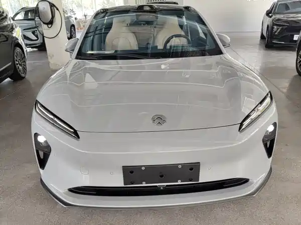 NIO ET5T 2024