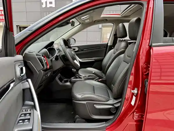 Dongfeng Fengshen AX4 2017