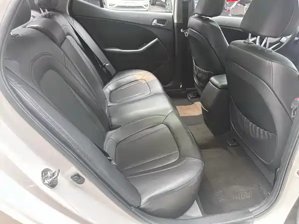 Kia K5 2013