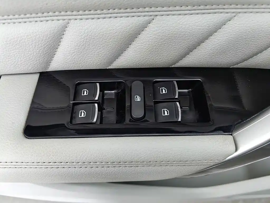 Haval H2 2015 — фото 9