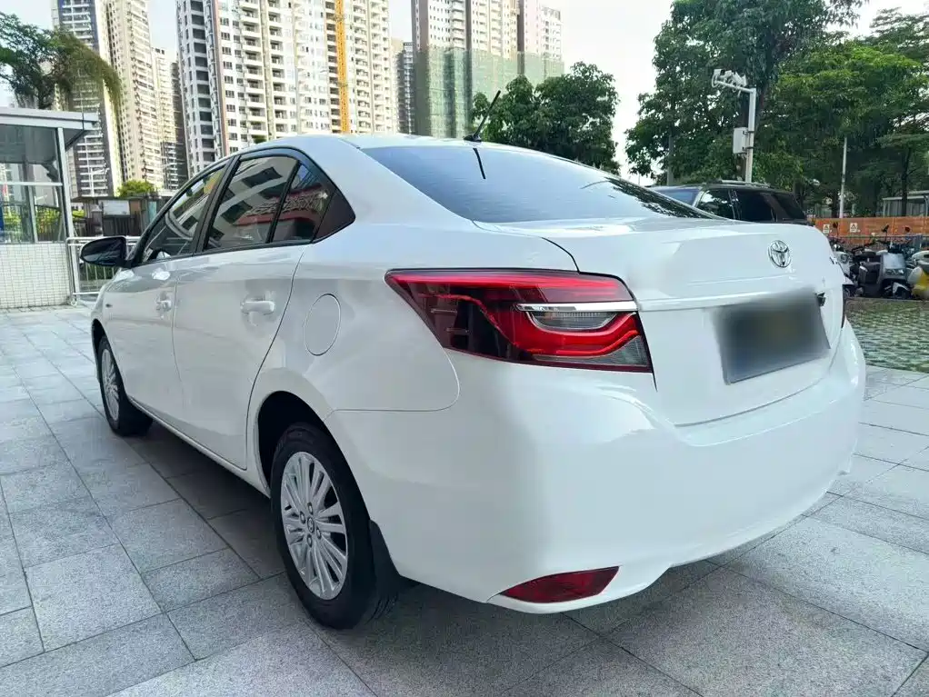 Toyota Vios 2023 — фото 7