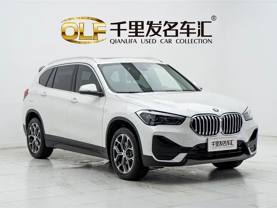 BMW X1 2021 — фото 3