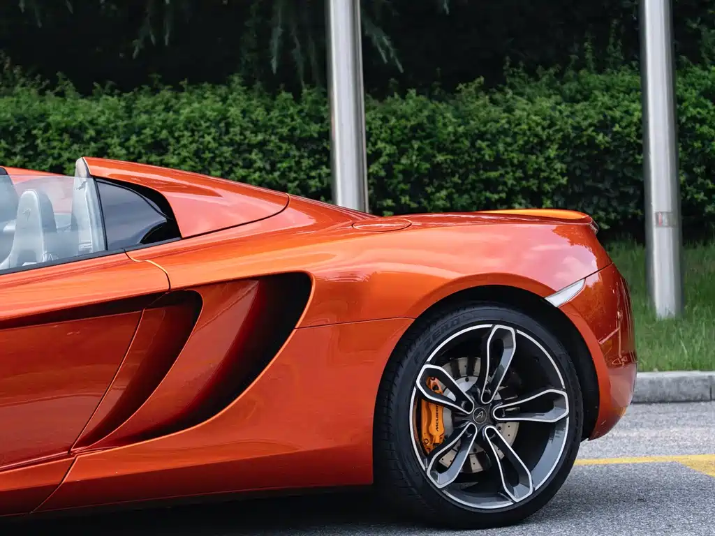 McLaren 12C 2014 — фото 10