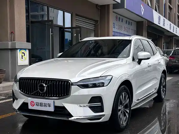 Volvo XC60 2022