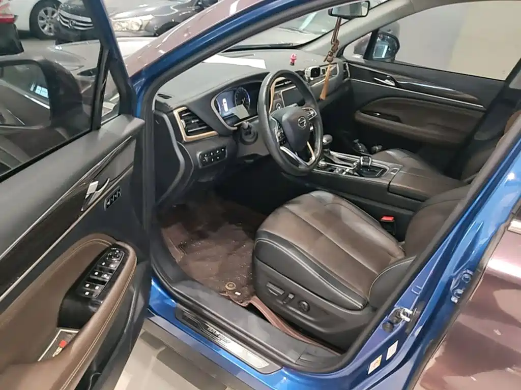 GAC Trumpchi GS5 2020 — фото 16