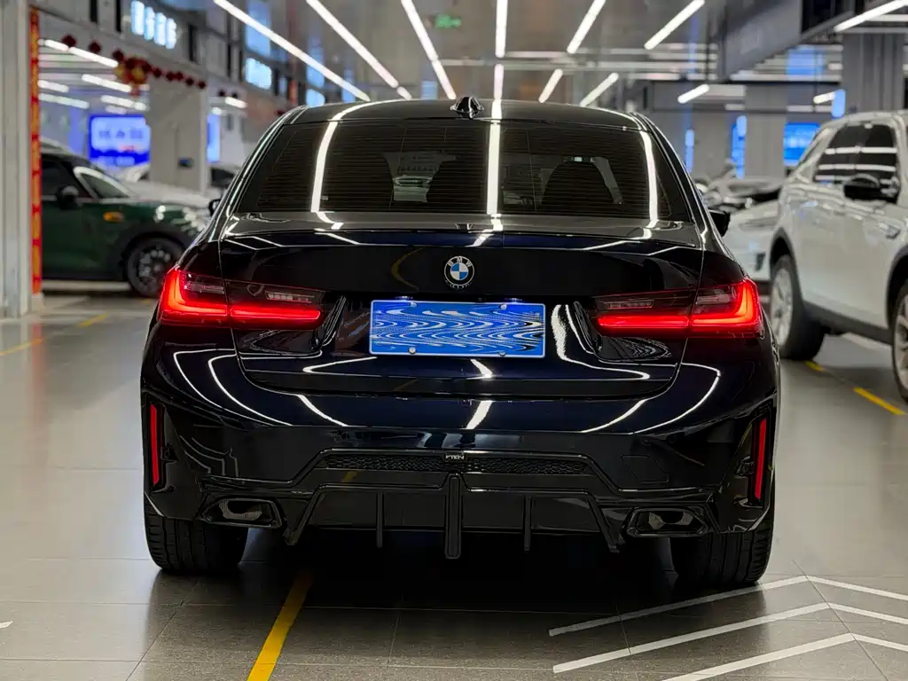 BMW 3 Series 2023 — фото 14