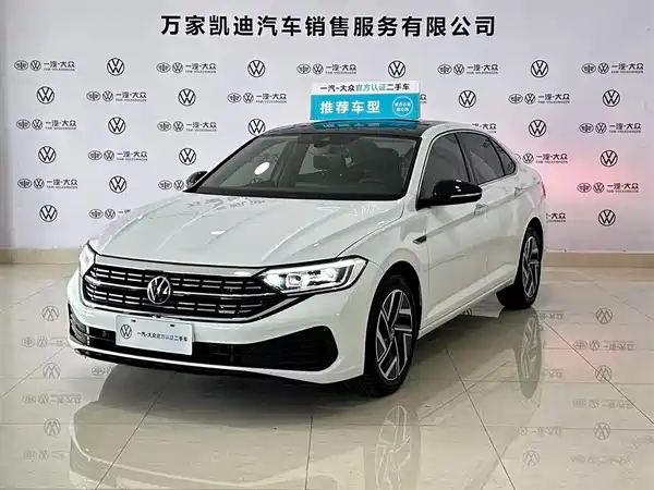 Volkswagen Sagitar 2024