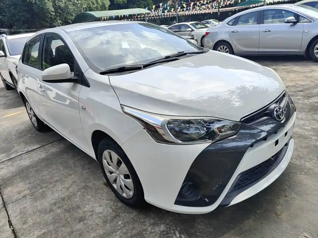 Toyota Yaris L 2019