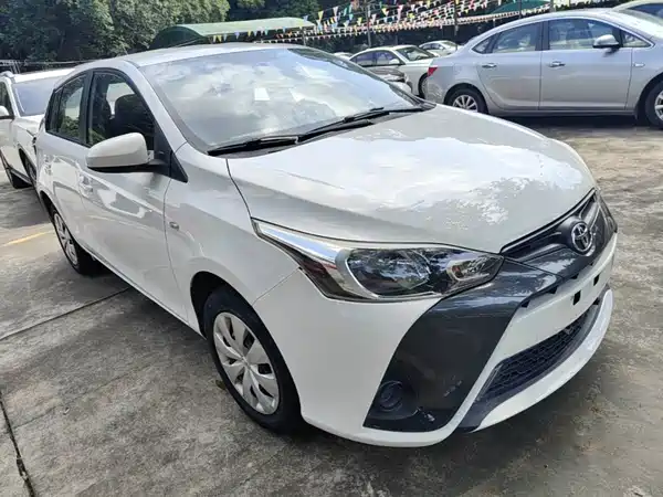 Toyota Yaris L 2019