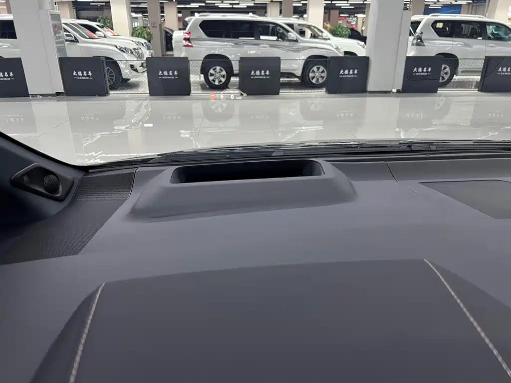 Toyota Vellfire 2025 — фото 25