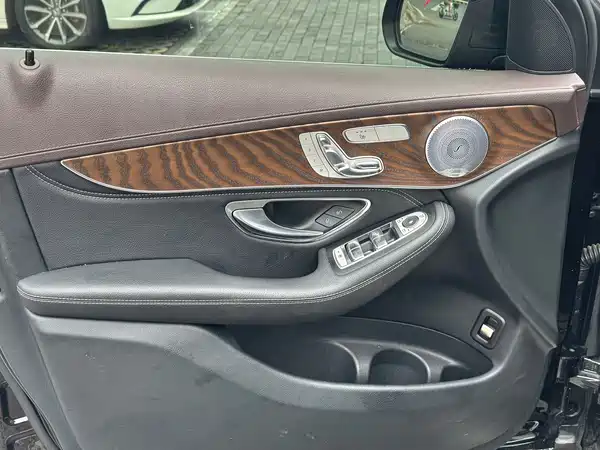 Mercedes-Benz GLC 2019