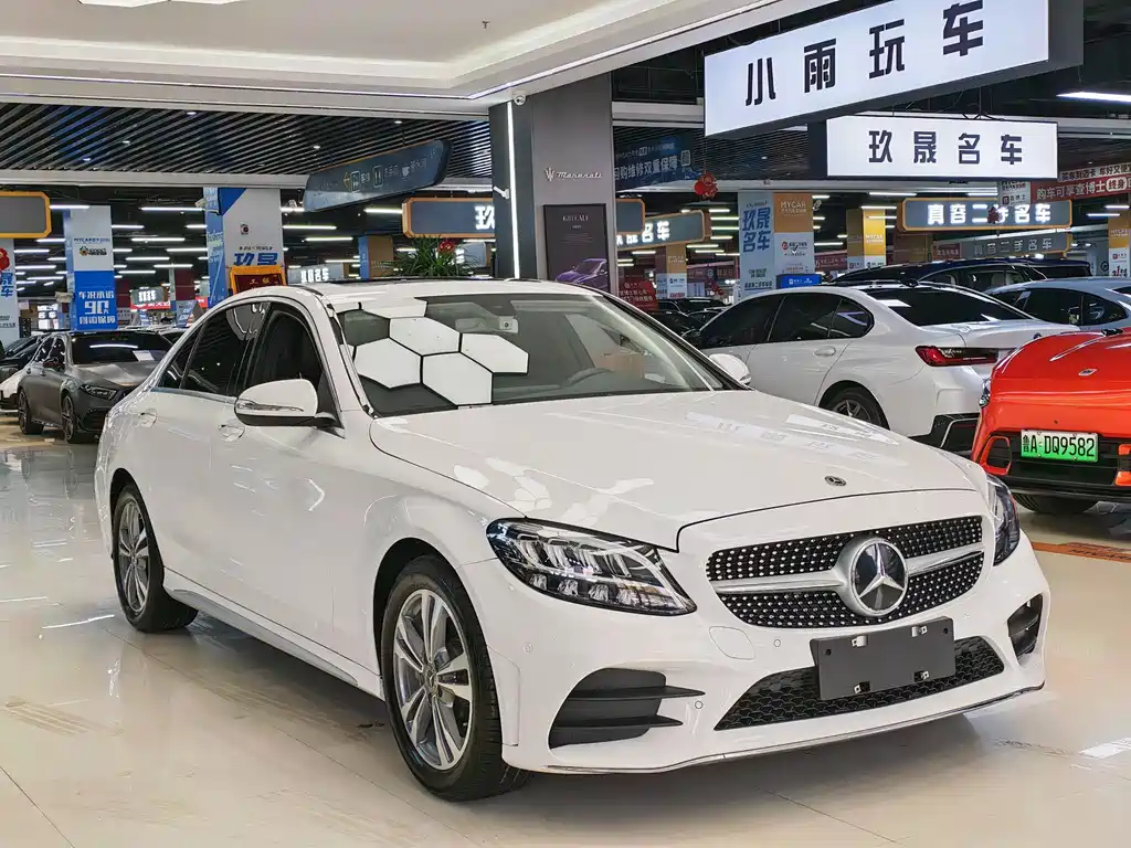 Mercedes-Benz C-Class 2020 — фото 3