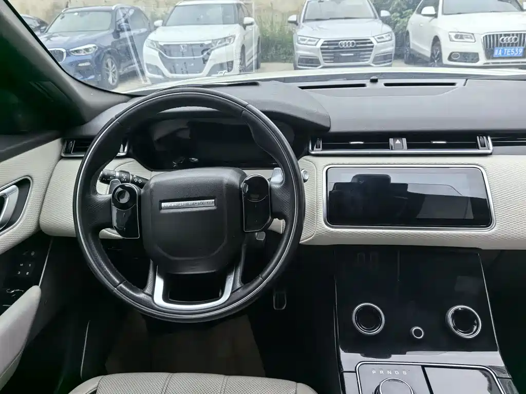 Land Rover Velar 2017 — фото 20
