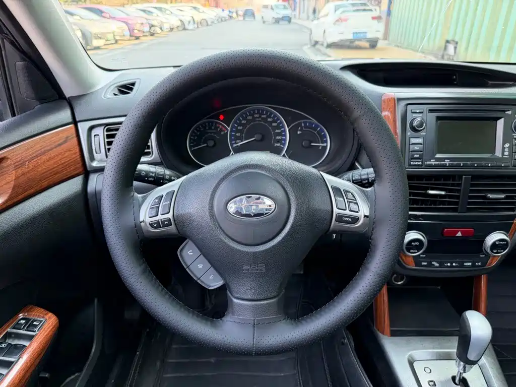 Subaru Forester 2011