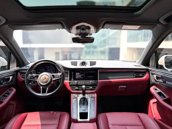 Porsche Macan 2020