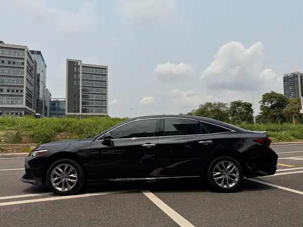 Toyota Avalon 2022