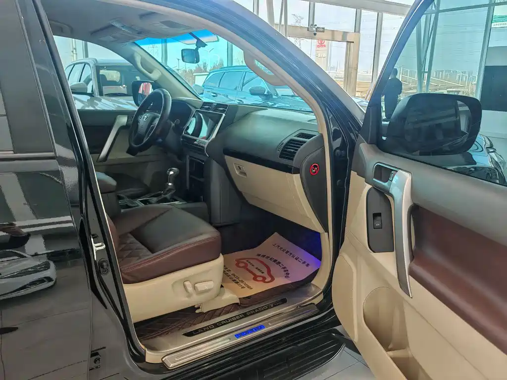 Toyota Prado 2019 — фото 15