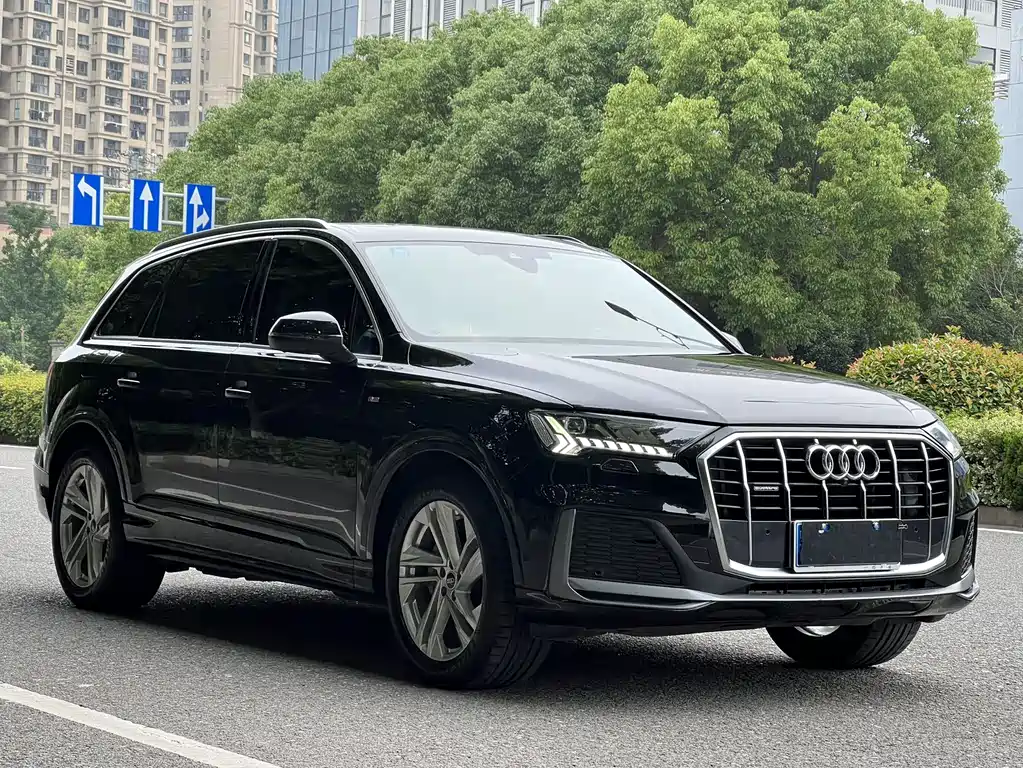 Audi Q7 2023