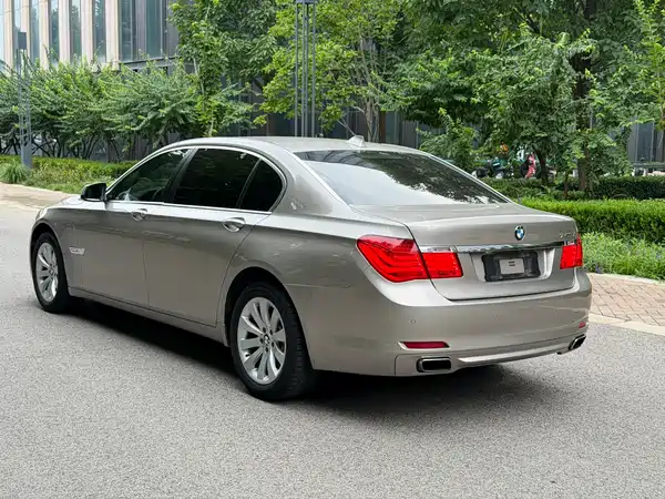 BMW 7 Series 2015