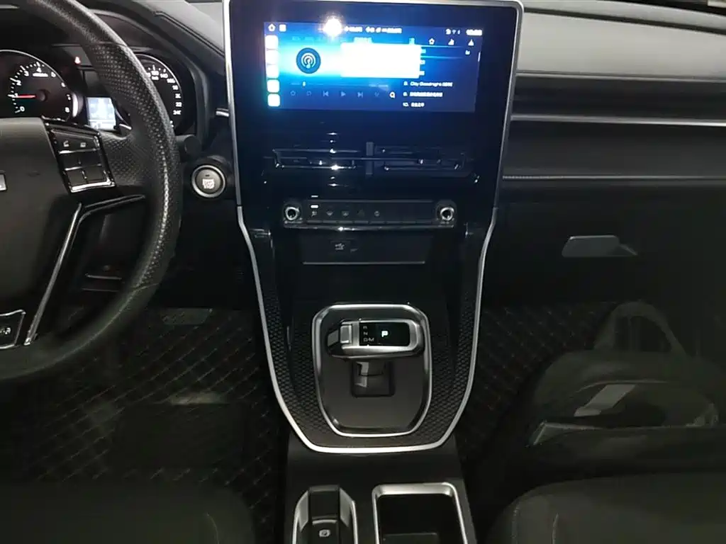 Haval M6 2022 — фото 13