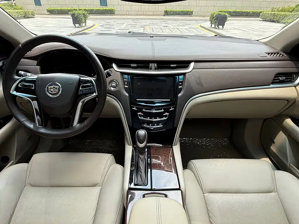 Cadillac XTS 2013 — фото 9