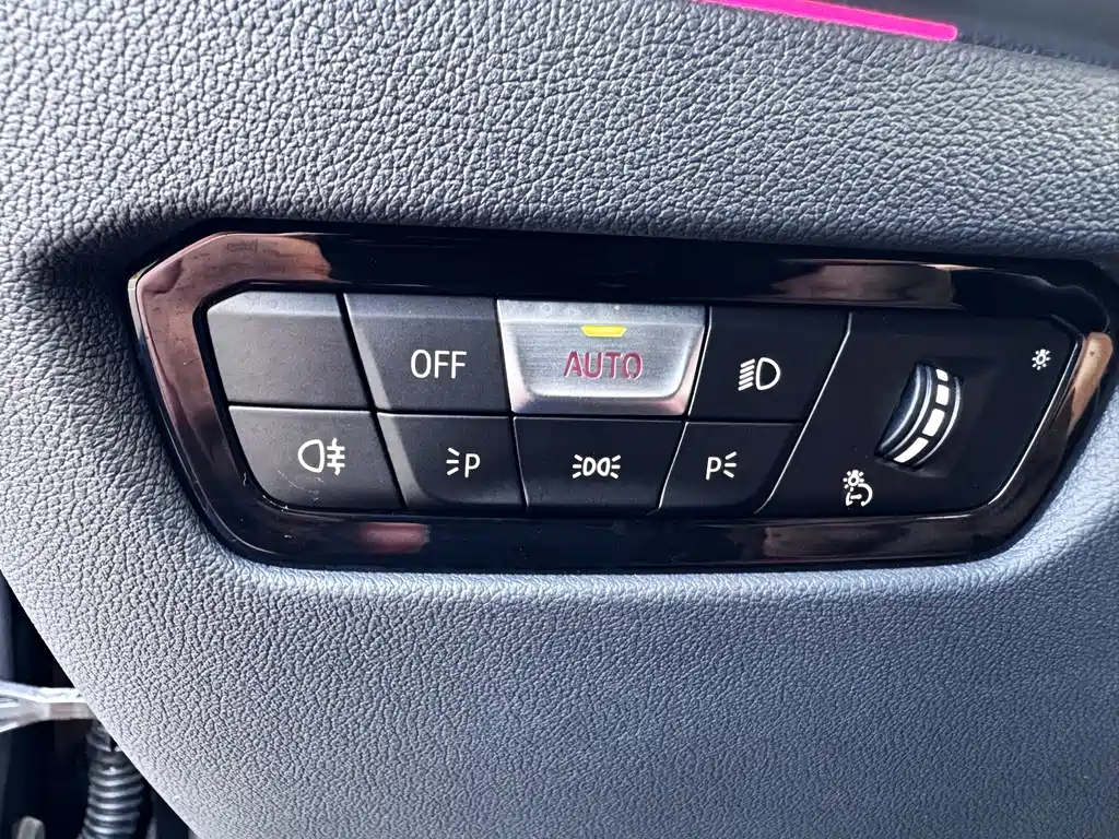 BMW i3 2024 — фото 12