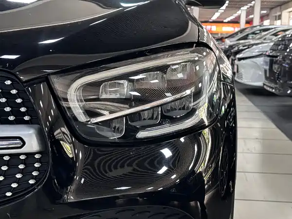 Mercedes-Benz GLC 2021