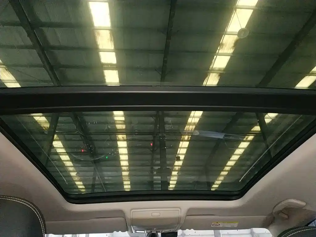 Volkswagen Tiguan L 2017 — фото 14