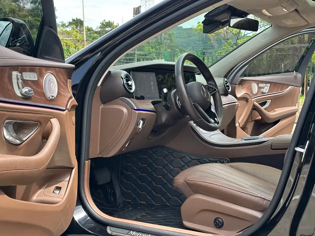 Mercedes-Benz E-Class 2023
